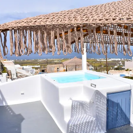Oinos Luxury Suites Foinikia  Exterior photo