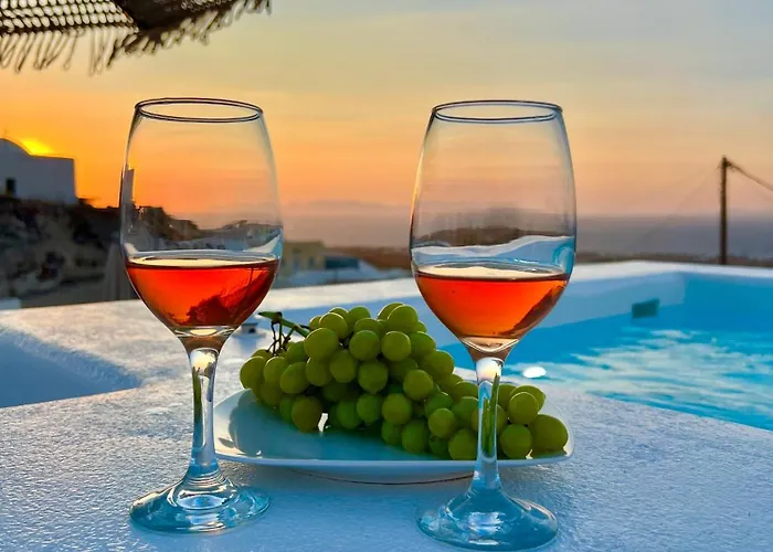 Oinos Luxury Suites