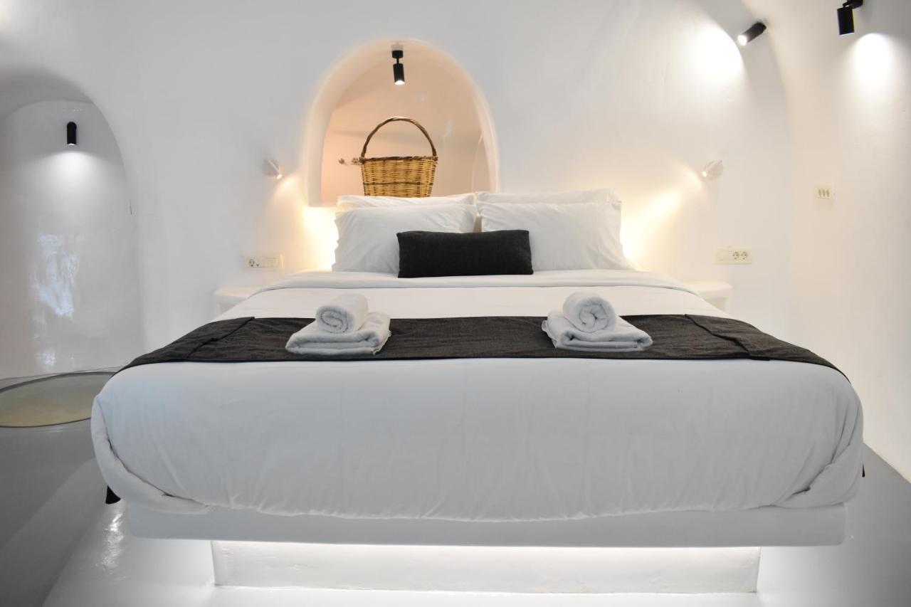 Oinos Luxury Villa *