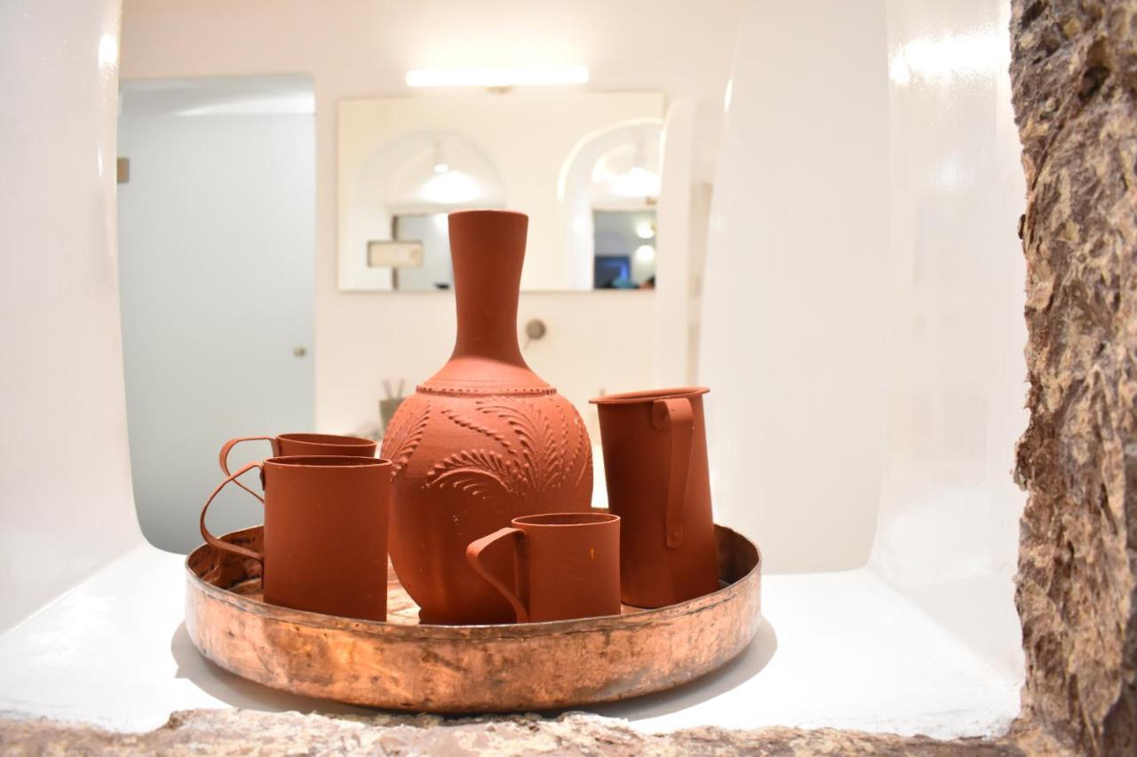 Oinos Luxury Foinikia (Santorini)