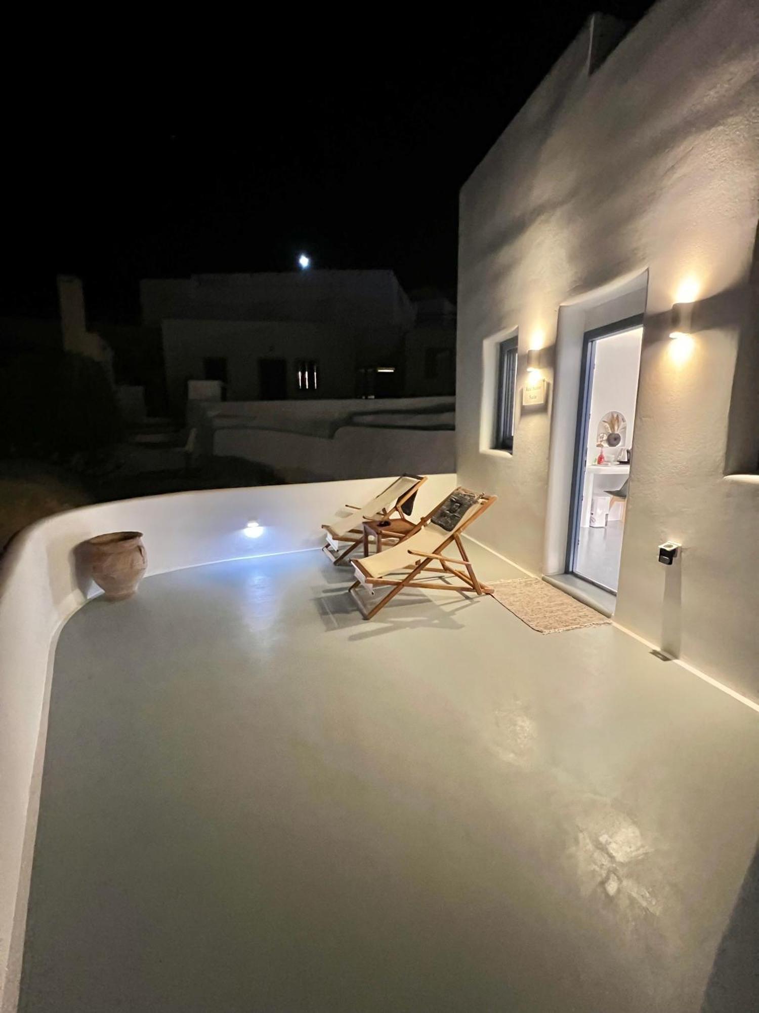 Oinos Luxury Foinikia (Santorini)